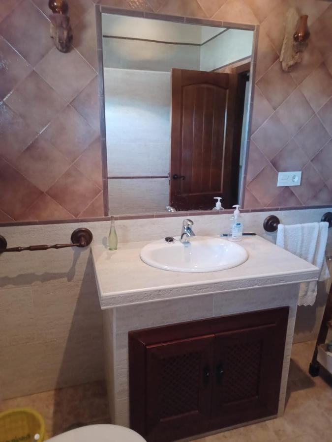 Villa Martinez Alquiler Rural Isabel Alcalá del Valle 外观 照片